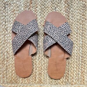 Leopard Print Tan Sandals 7 1/2 NWOT